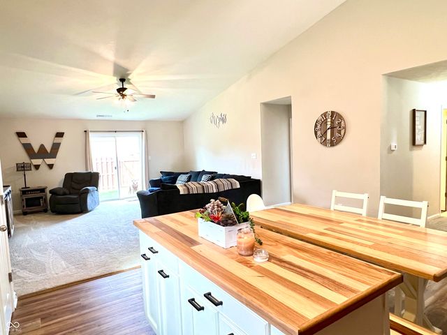 1345 W Jade Drive, Fortville, IN 46040