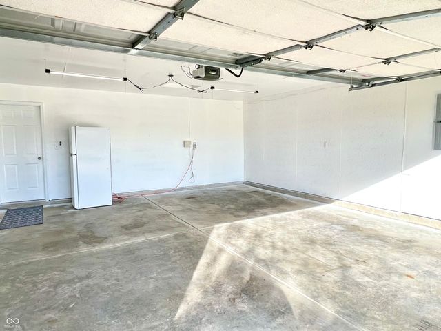 1345 W Jade Drive, Fortville, IN 46040