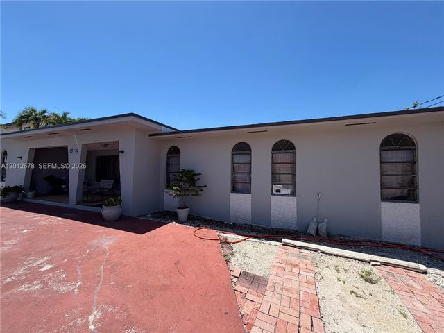 13720 SW 32nd Street, Miami, FL 33175
