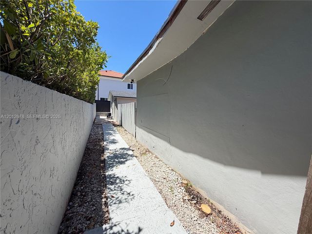 13720 SW 32nd Street, Miami, FL 33175