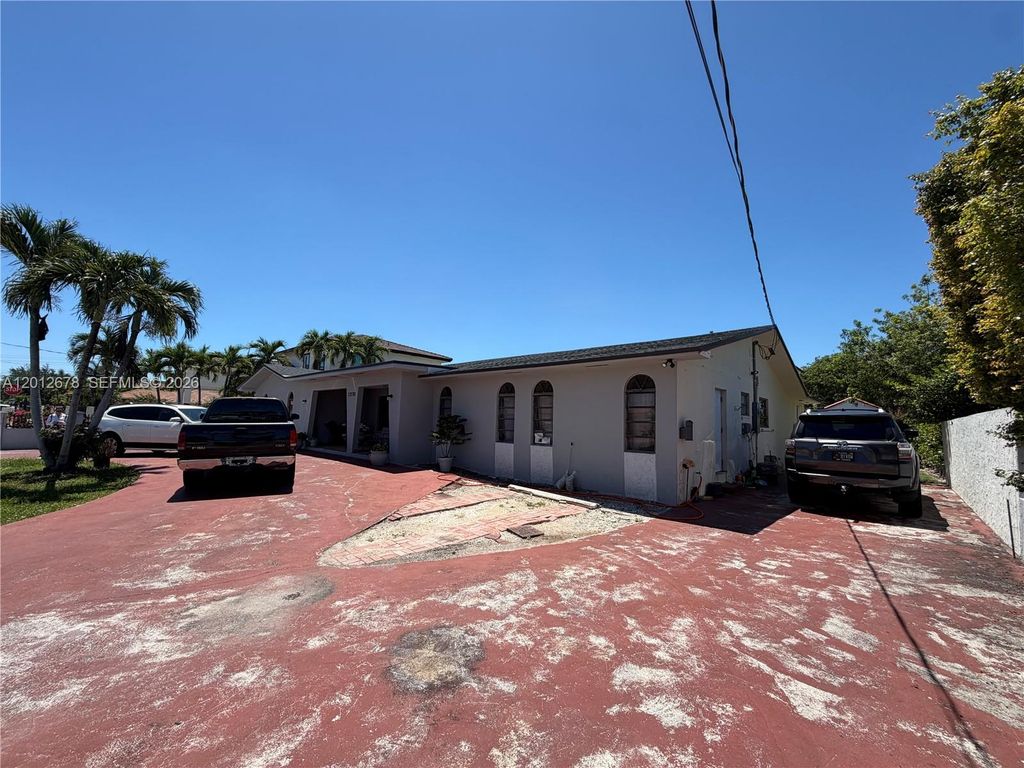 13720 SW 32nd Street, Miami, FL 33175