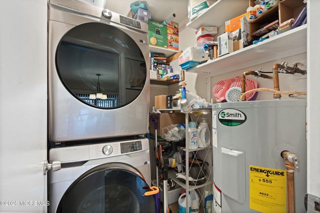 125 Amberly Drive F, Manalapan, NJ 07726