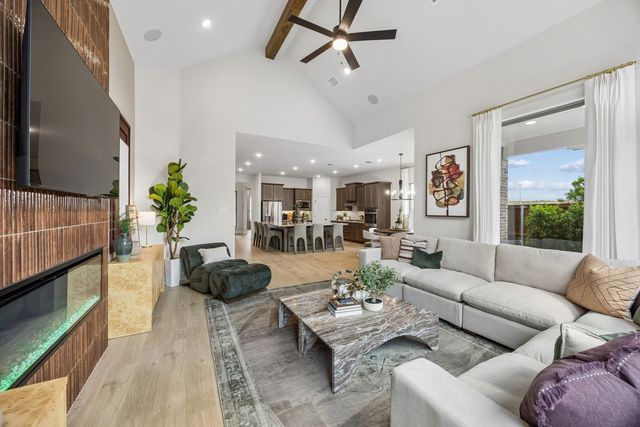 10132 Oakstone Drive, Fort Worth, TX 76108