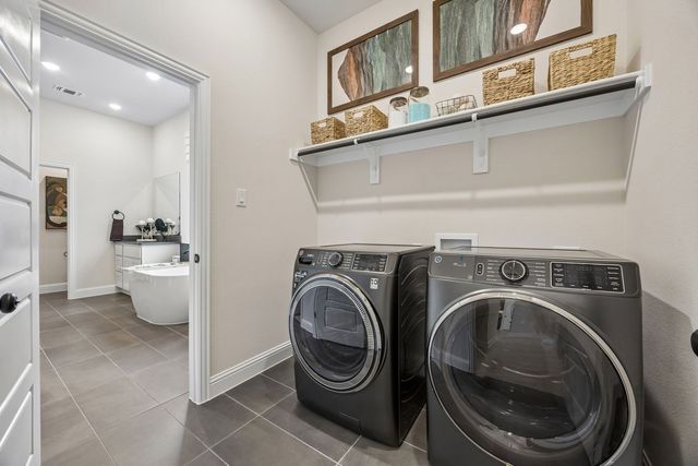 10132 Oakstone Drive, Fort Worth, TX 76108