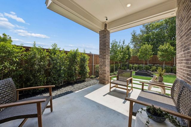 10132 Oakstone Drive, Fort Worth, TX 76108