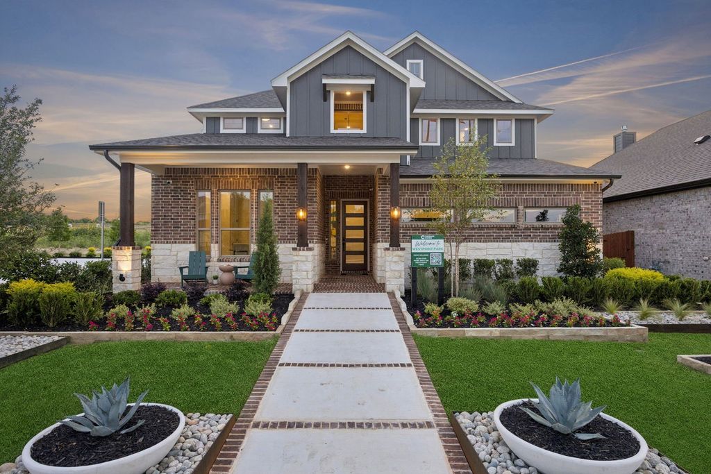 10132 Oakstone Drive, Fort Worth, TX 76108