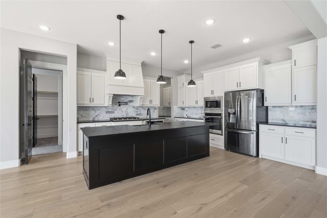 1410 Binkley Avenue, Prosper, TX 75078