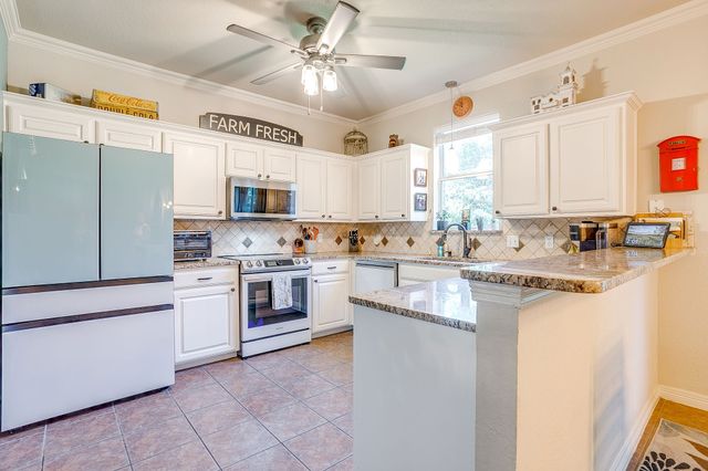 2317 Scotts Meadow Court, Weatherford, TX 76087