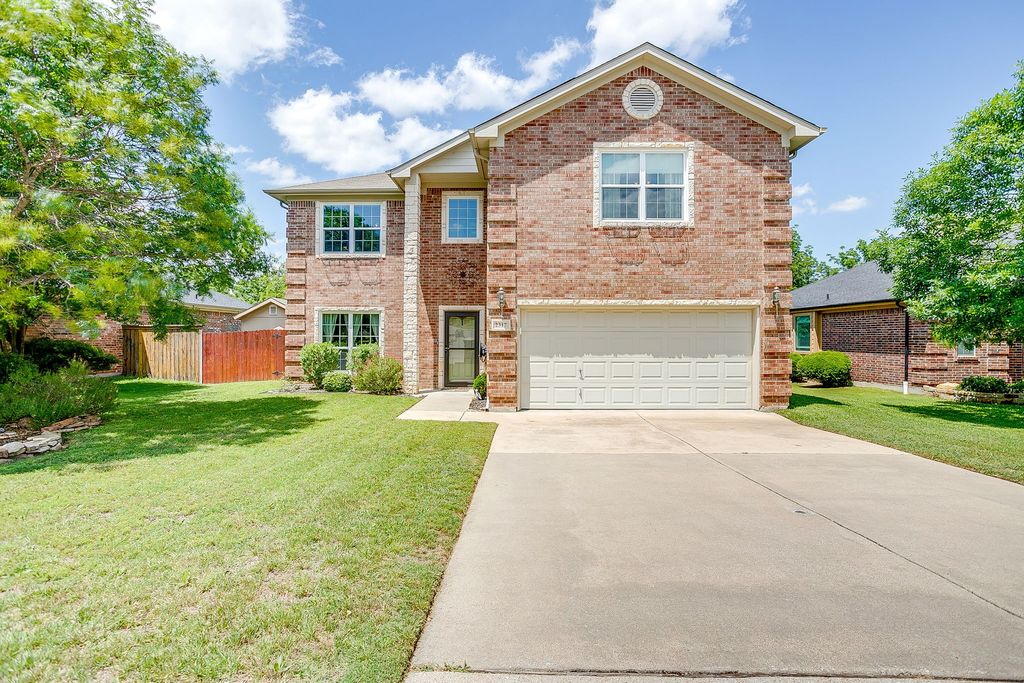 2317 Scotts Meadow Court, Weatherford, TX 76087