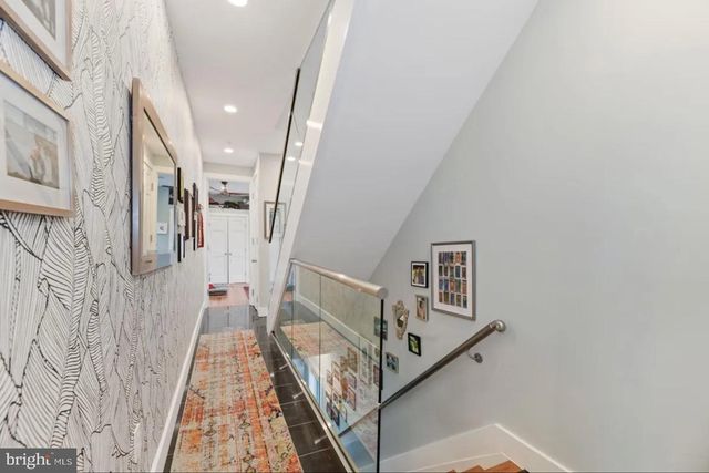 915 3RD STREET, Washington, DC 20002