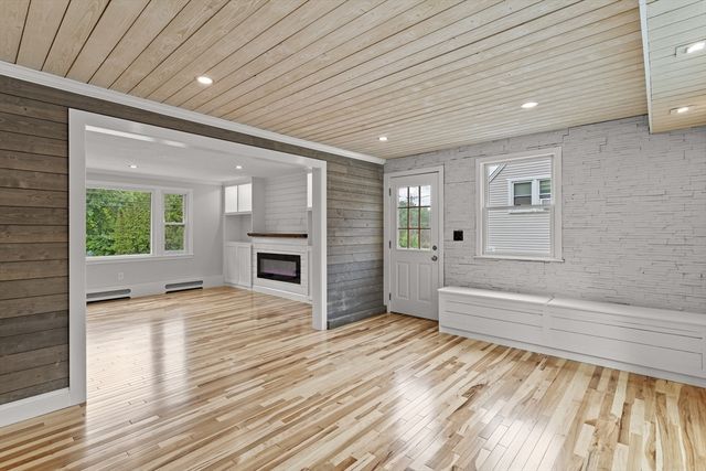 540 Bodwell Rd, Manchester, NH 03109