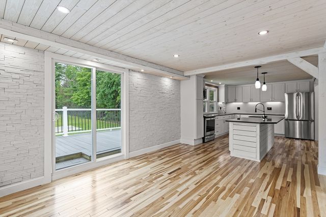 540 Bodwell Rd, Manchester, NH 03109