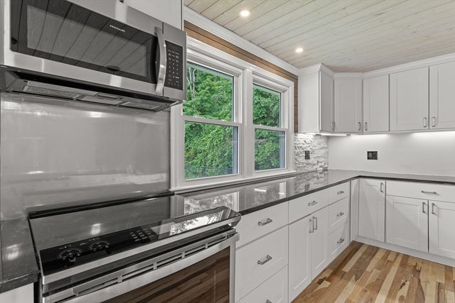 540 Bodwell Rd, Manchester, NH 03109