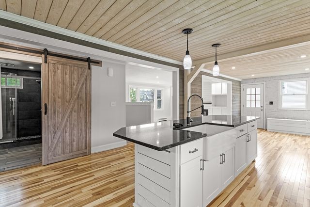 540 Bodwell Rd, Manchester, NH 03109