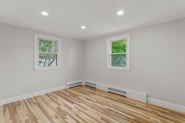 540 Bodwell Rd, Manchester, NH 03109