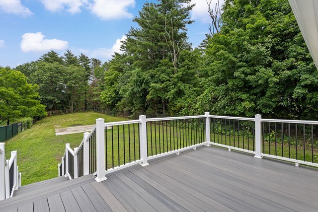 540 Bodwell Rd, Manchester, NH 03109