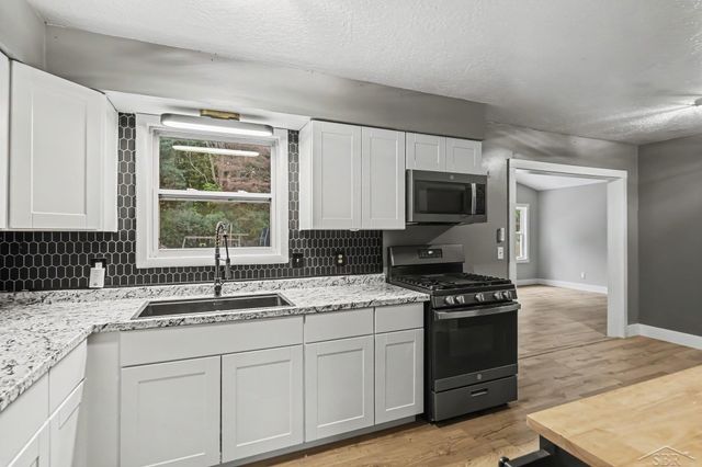 3905 Lauckner Lane, Freeland, MI 48623