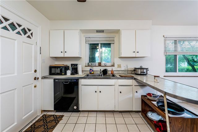9624 Babcock Blvd, Mccandless, PA 15101
