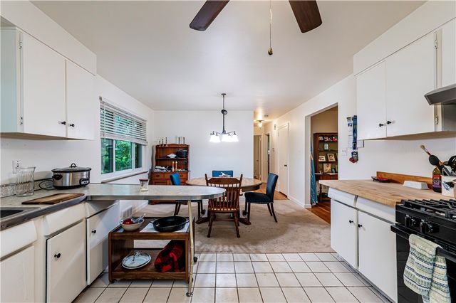 9624 Babcock Blvd, Mccandless, PA 15101
