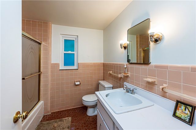 9624 Babcock Blvd, Mccandless, PA 15101