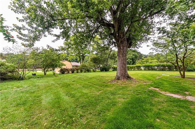 9624 Babcock Blvd, Mccandless, PA 15101