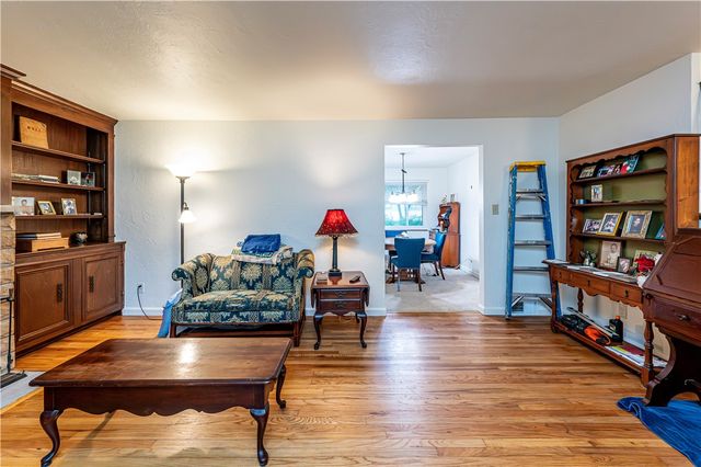 9624 Babcock Blvd, Mccandless, PA 15101