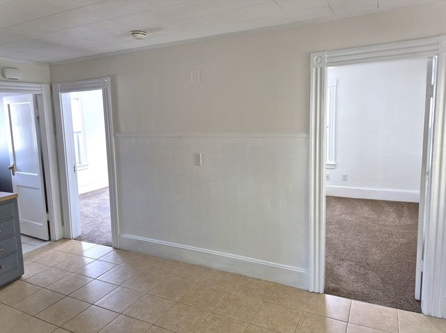 53 Melrose Ave 2, Lowell, MA 01854