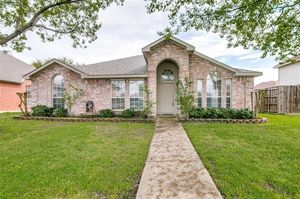 7210 Gillon Drive, Rowlett, TX 75089