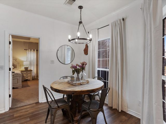 306 Sunshine Trail, Bells, TX 75414