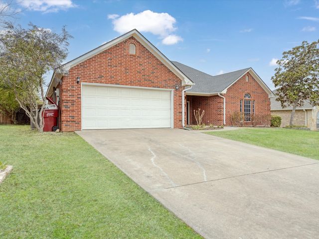 306 Sunshine Trail, Bells, TX 75414