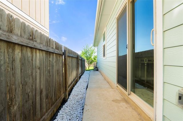 121 Guemal RD, Buda, TX 78610