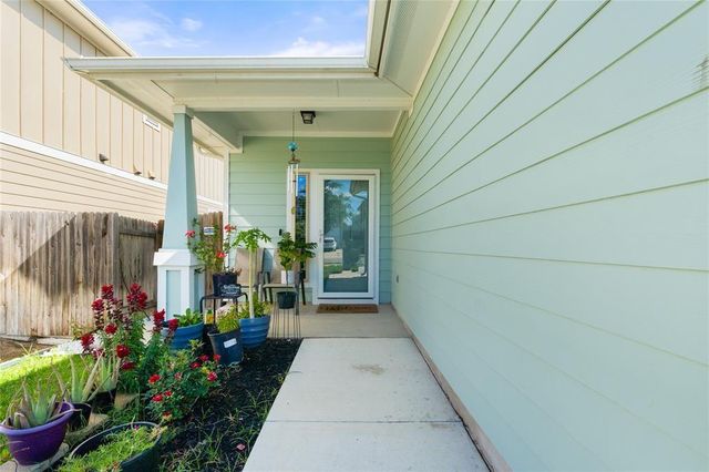 121 Guemal RD, Buda, TX 78610