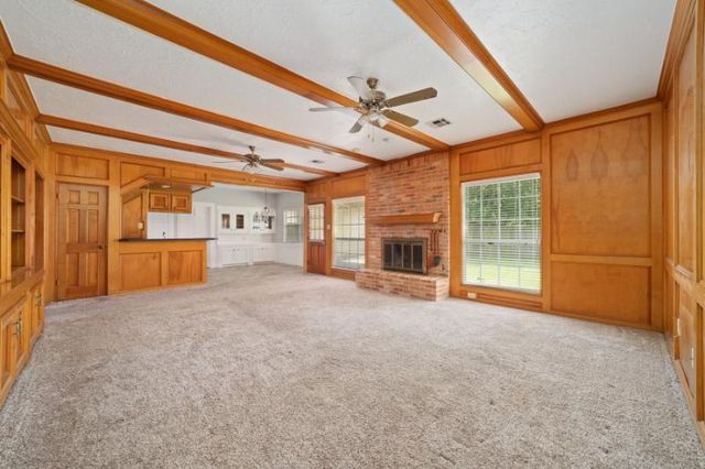 2306 Vine Creek Drive, Kingwood, TX 77345