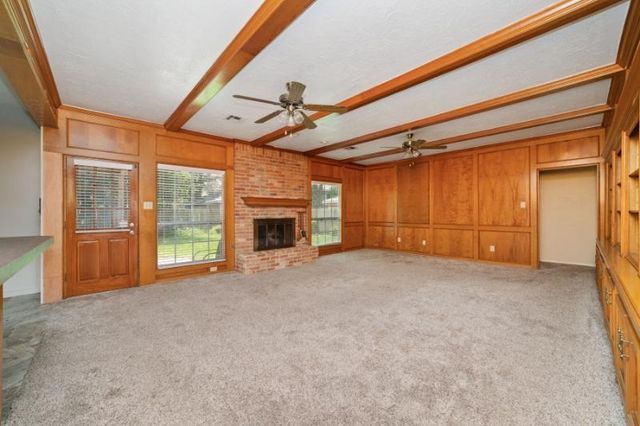 2306 Vine Creek Drive, Kingwood, TX 77345