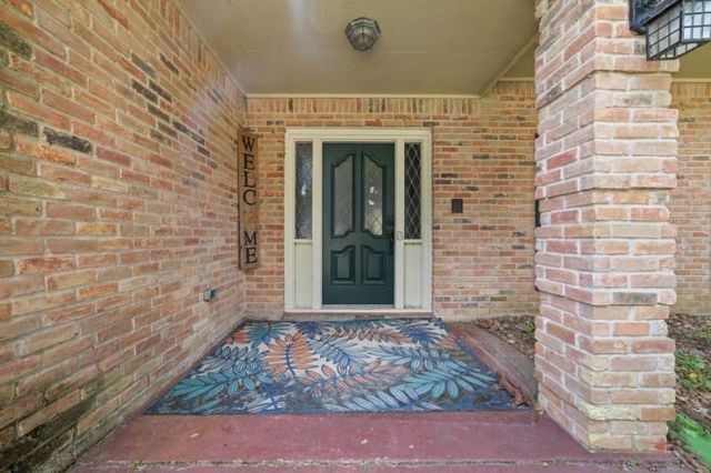 2306 Vine Creek Drive, Kingwood, TX 77345
