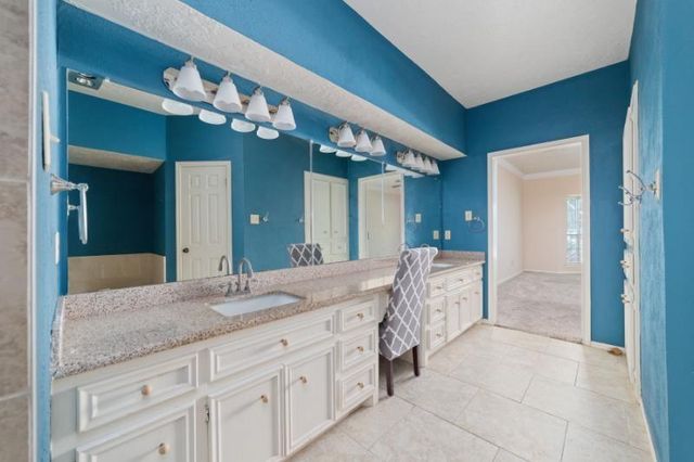 2306 Vine Creek Drive, Kingwood, TX 77345