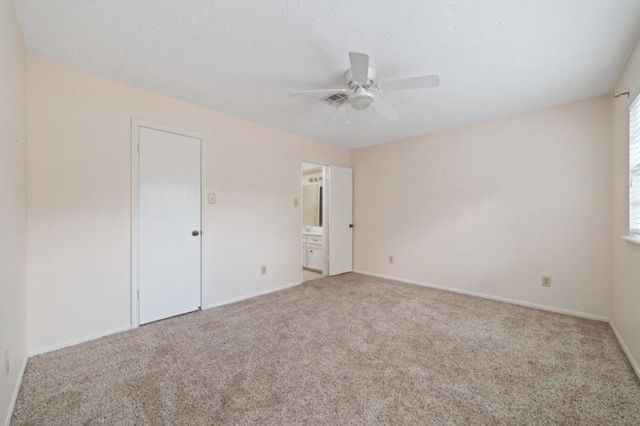 2306 Vine Creek Drive, Kingwood, TX 77345