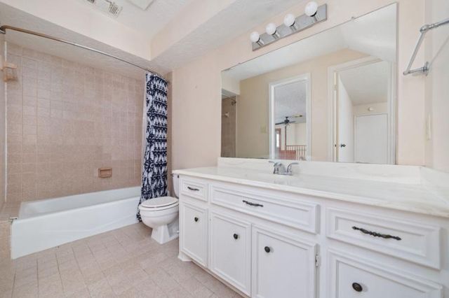2306 Vine Creek Drive, Kingwood, TX 77345