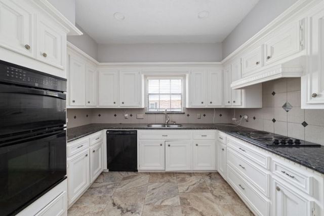 2306 Vine Creek Drive, Kingwood, TX 77345