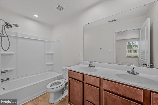 338 SALIDA TRL, Martinsburg, WV 25403