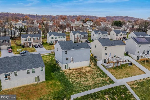 338 SALIDA TRL, Martinsburg, WV 25403