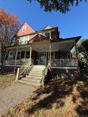 220 Central Avenue 1, Norwich, CT 06360