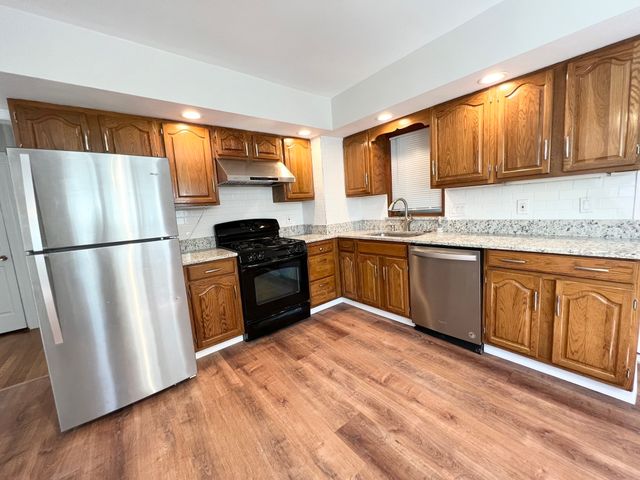 9 Woodland 9, Belmont, MA 02478