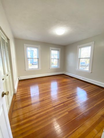 9 Woodland 9, Belmont, MA 02478