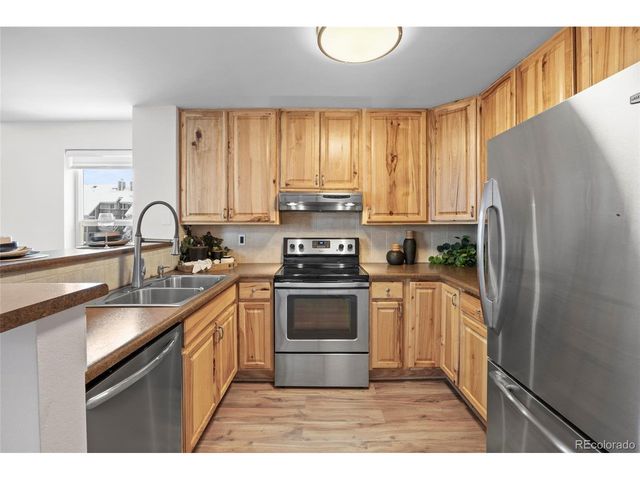 12414 E Tennessee Cir B, Aurora, CO 80012