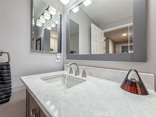 2527 Peachwood, Westlake Village, CA 91361