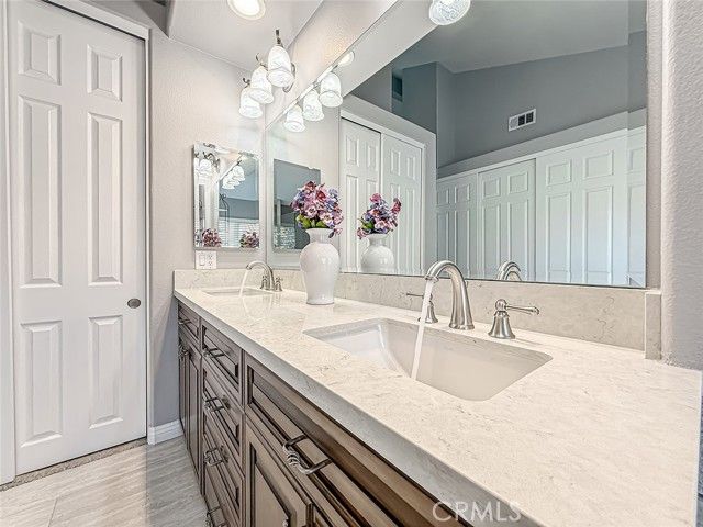 2527 Peachwood, Westlake Village, CA 91361