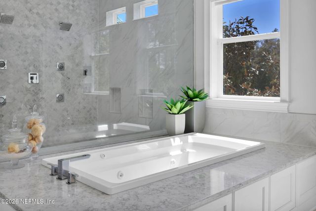 192 LEGACY CROSSING Drive, Ponte Vedra, FL 32081