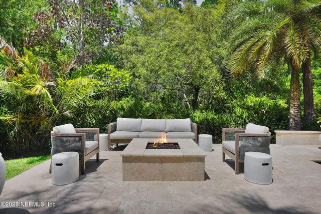 192 LEGACY CROSSING Drive, Ponte Vedra, FL 32081