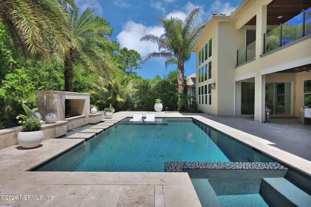 192 LEGACY CROSSING Drive, Ponte Vedra, FL 32081